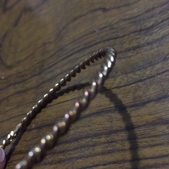 Bracelets - Picture 2 of 4